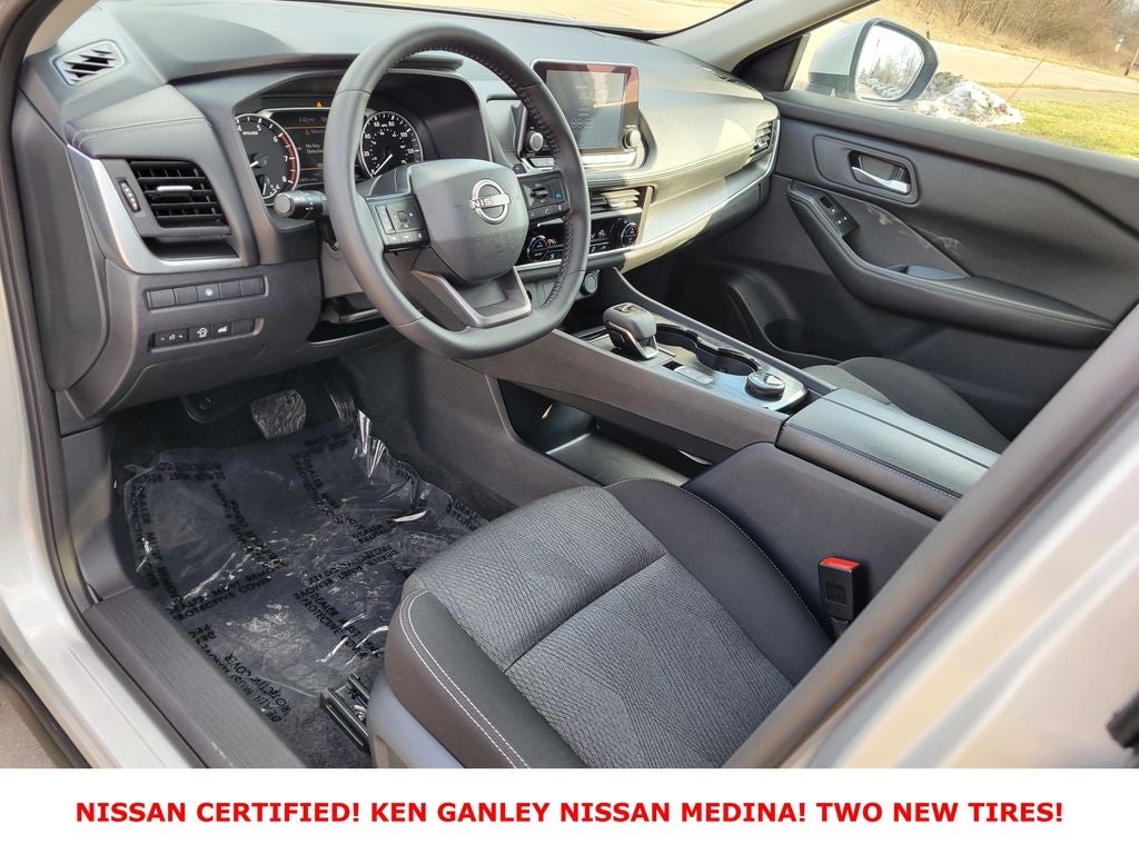 2025 Nissan Rogue SV