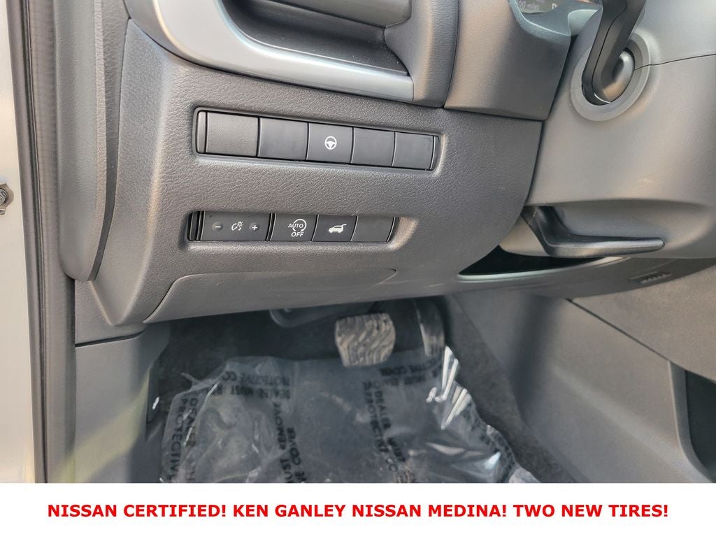 2025 Nissan Rogue SV