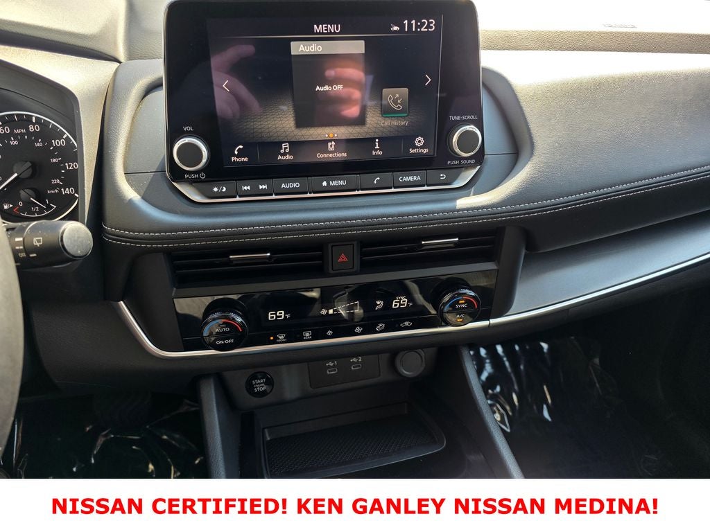 2025 Nissan Rogue SV