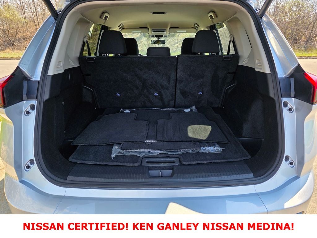 2025 Nissan Rogue SV