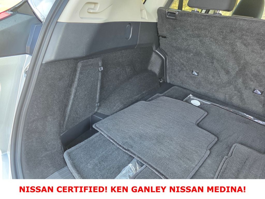 2025 Nissan Rogue SV