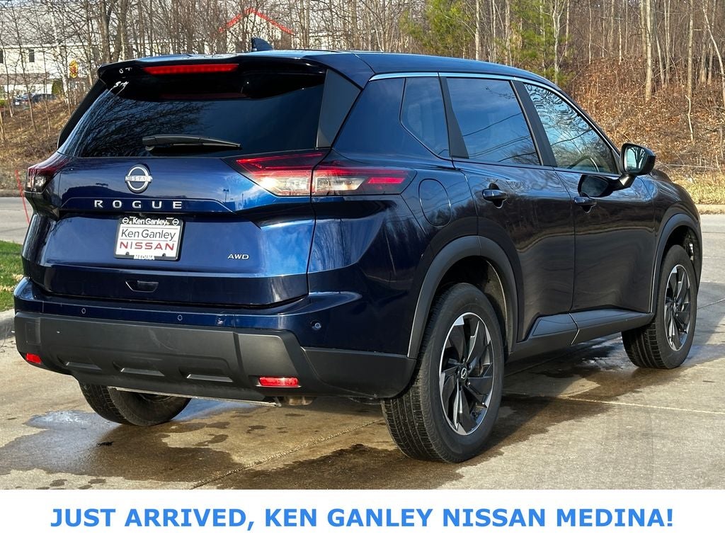 2025 Nissan Rogue SV