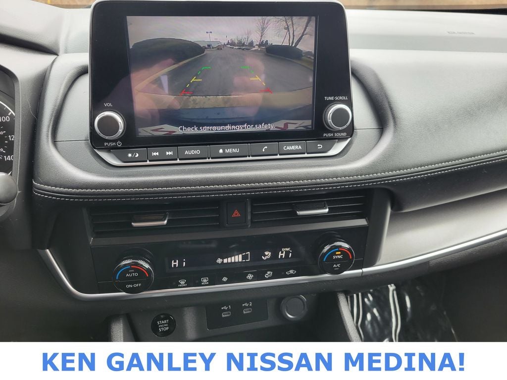 2025 Nissan Rogue SV