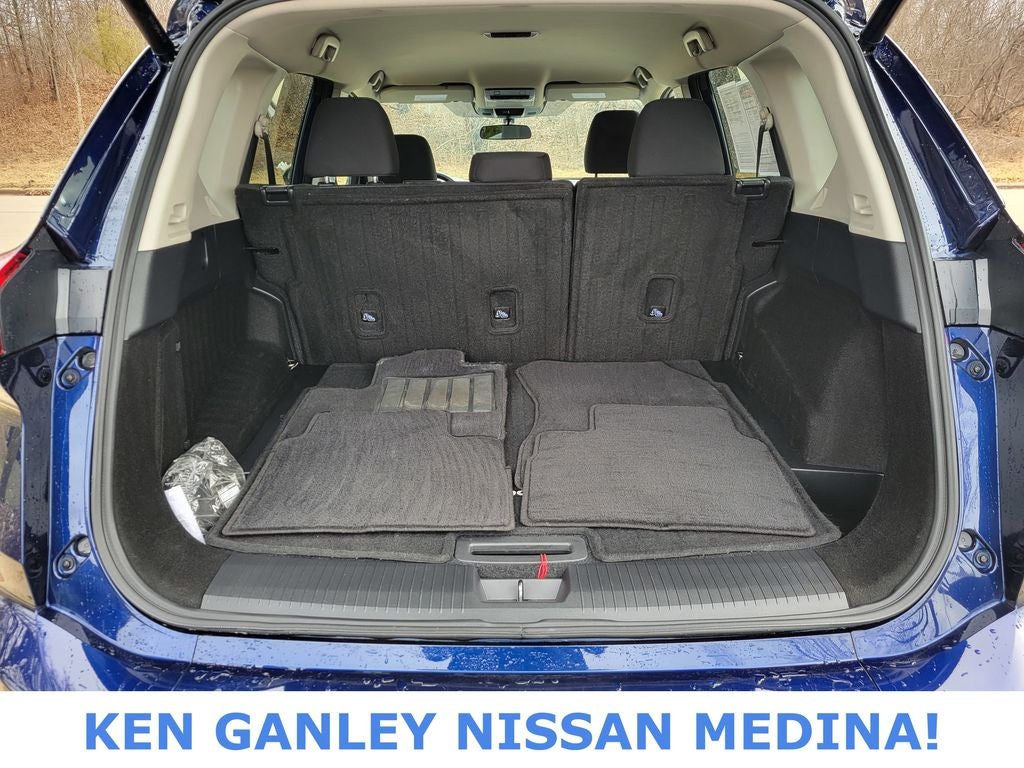 2025 Nissan Rogue SV