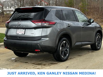 2025 Nissan Rogue SV