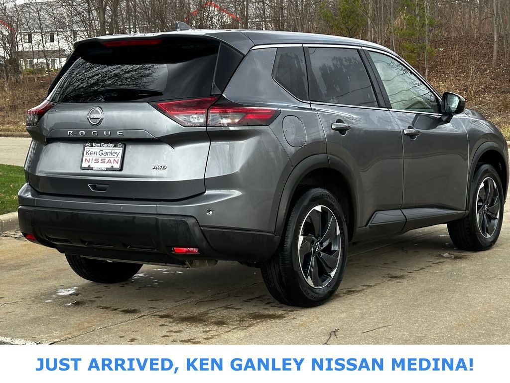 2025 Nissan Rogue SV