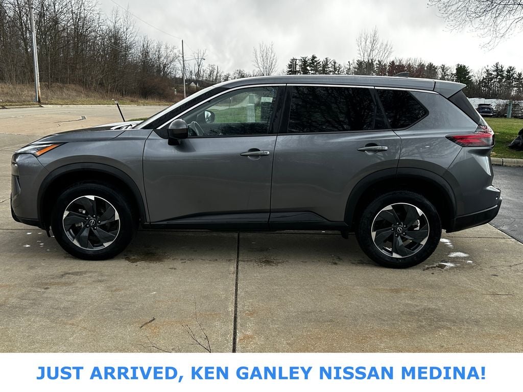 2025 Nissan Rogue SV