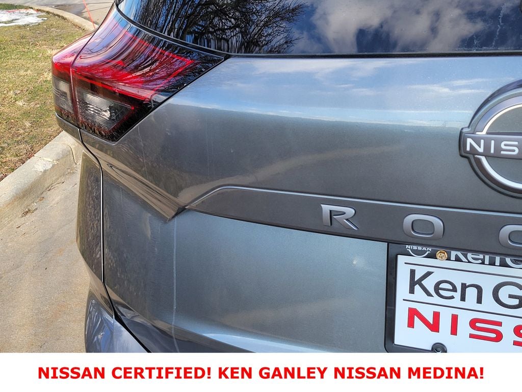 2025 Nissan Rogue SV