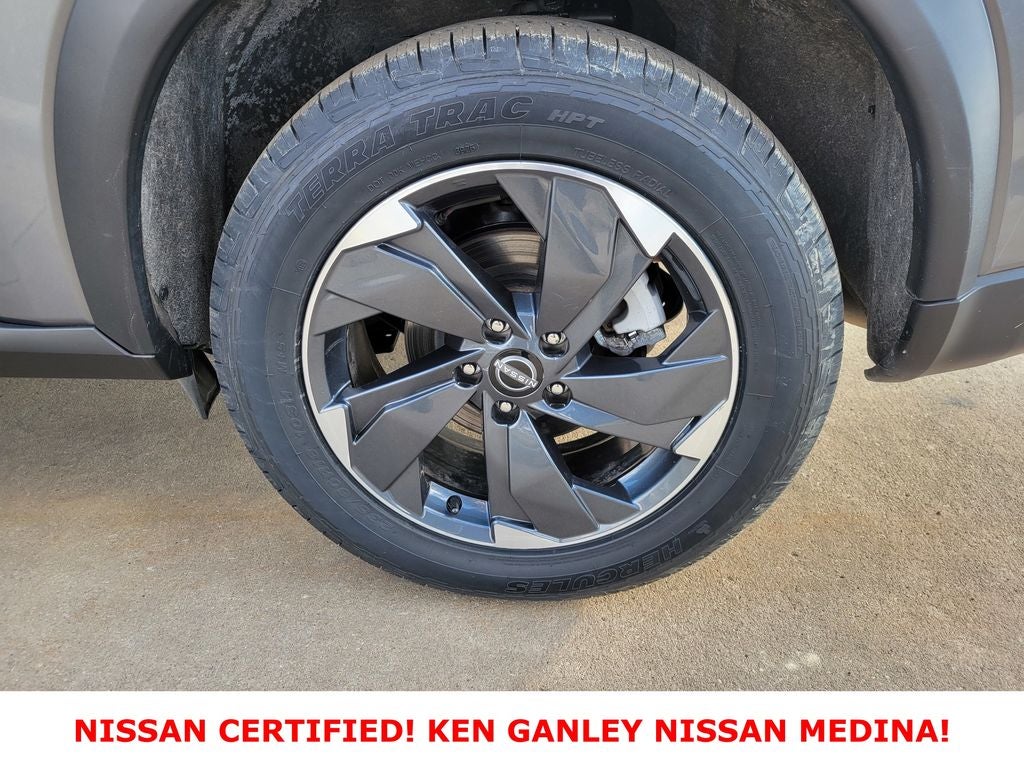 2025 Nissan Rogue SV