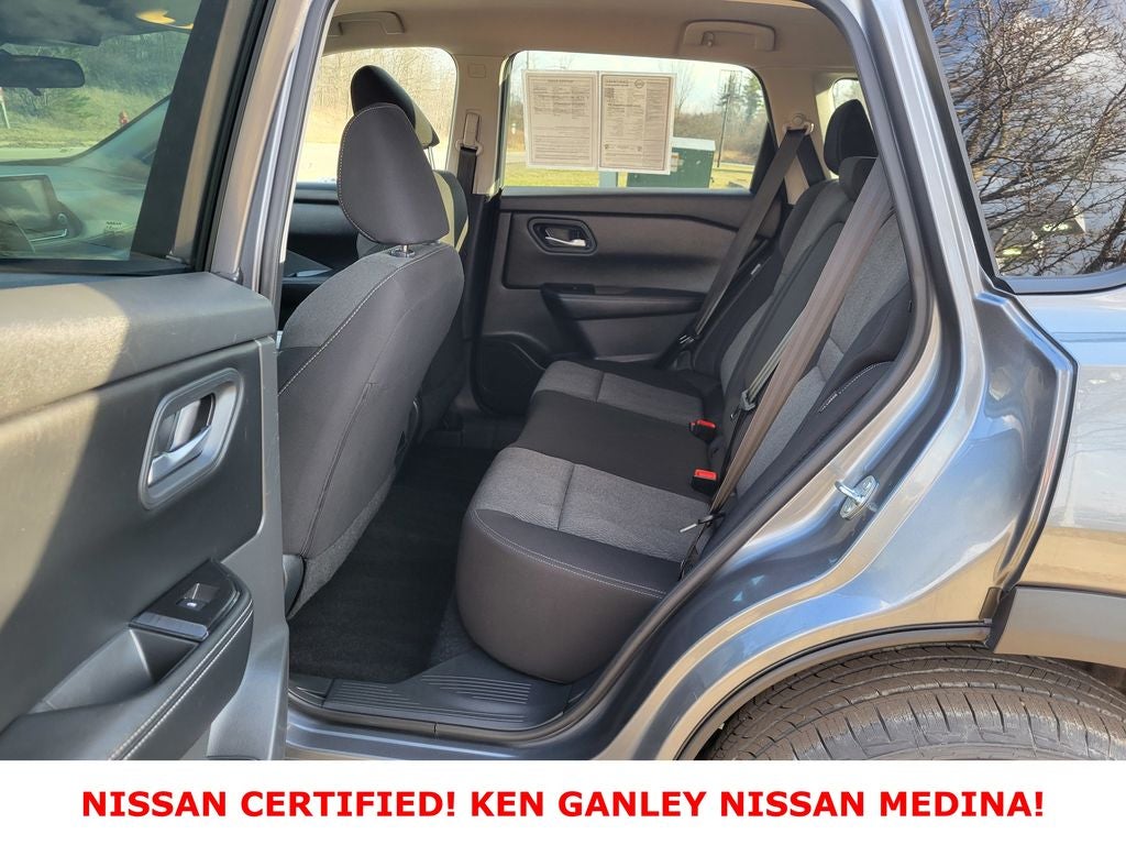 2025 Nissan Rogue SV