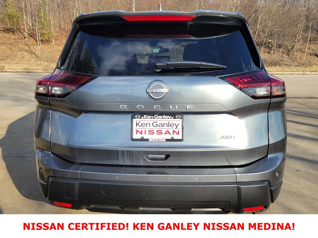 2025 Nissan Rogue SV