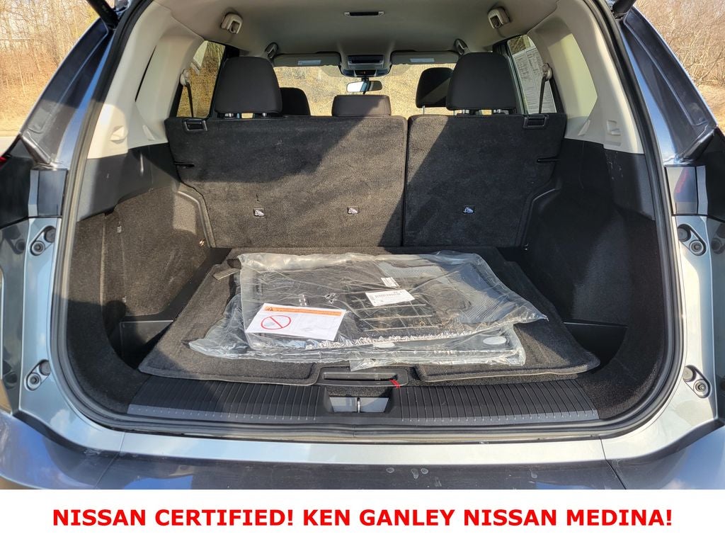 2025 Nissan Rogue SV