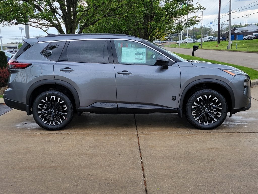 2026 Nissan Rogue Dark Armor™