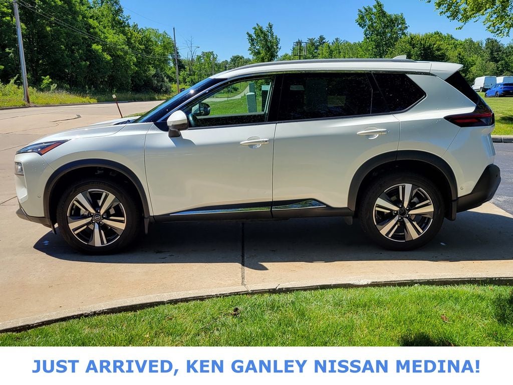 2023 Nissan Rogue SL