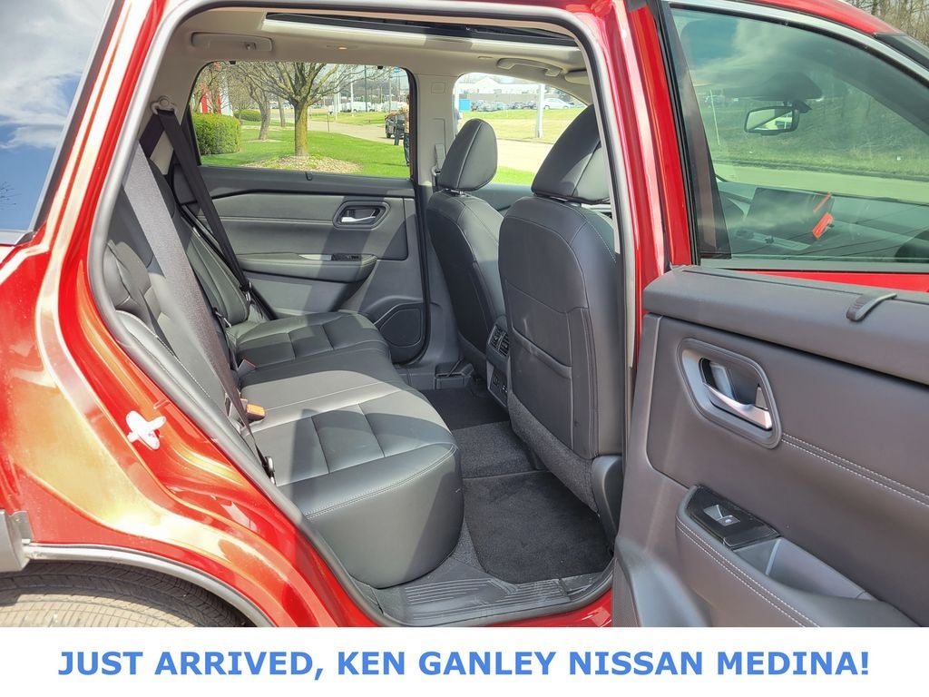 2024 Nissan Rogue SL