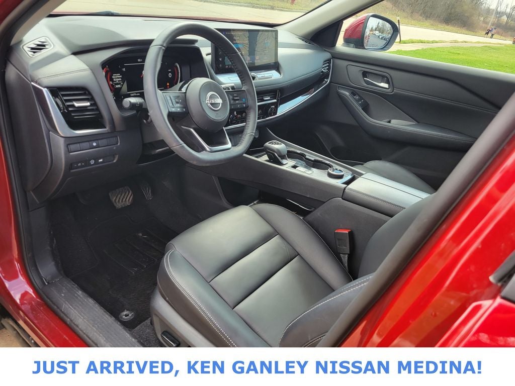 2024 Nissan Rogue SL