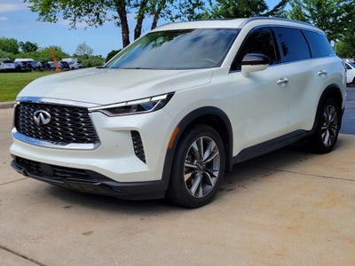 2023 INFINITI QX60 LUXE