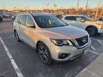 2017 Nissan Pathfinder Platinum