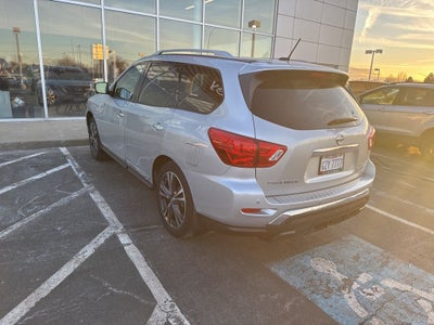 2017 Nissan Pathfinder Platinum