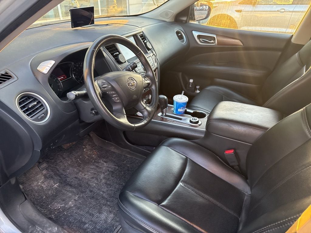 2017 Nissan Pathfinder Platinum