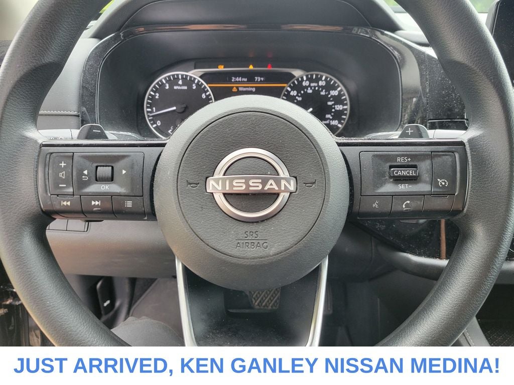 2022 Nissan Pathfinder S