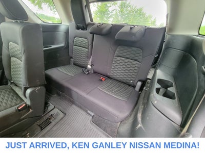 2022 Nissan Pathfinder S