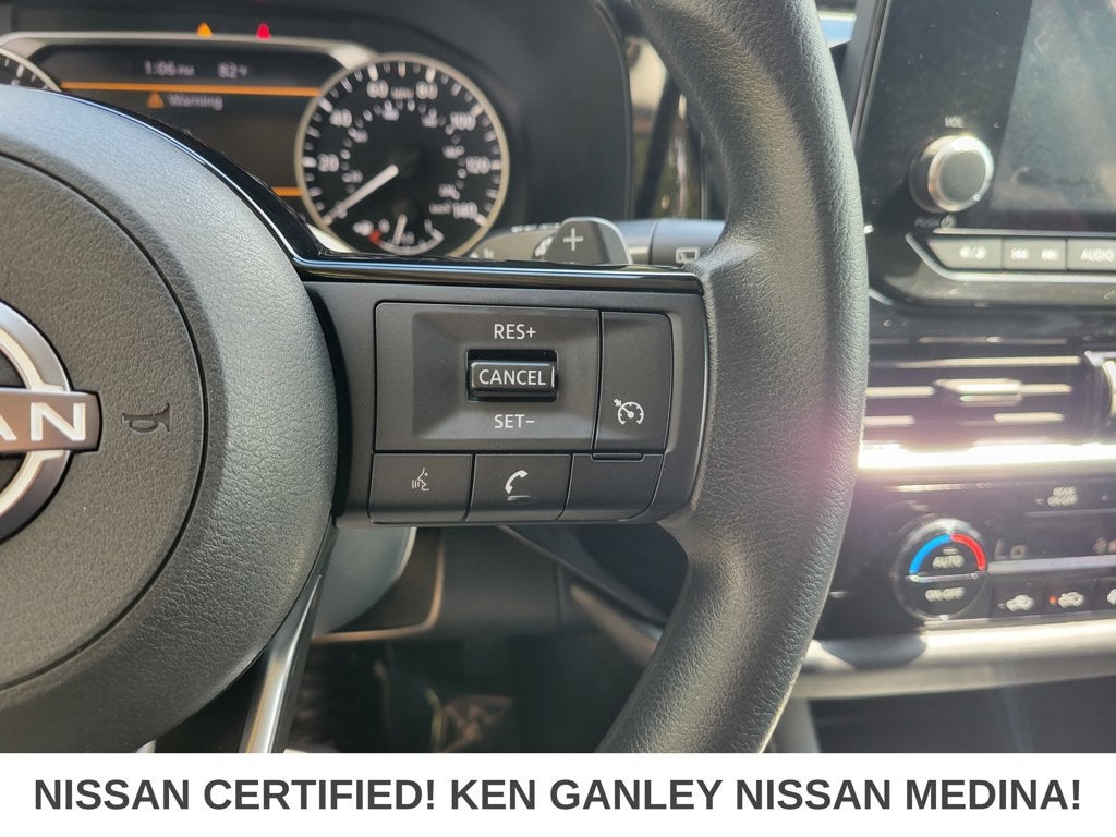2022 Nissan Pathfinder S
