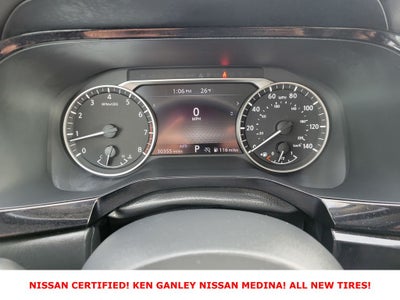 2025 Nissan Pathfinder SV