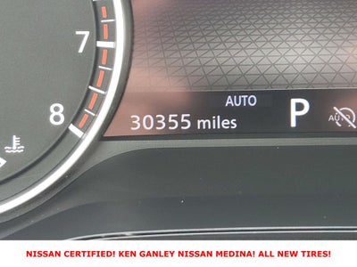 2025 Nissan Pathfinder SV