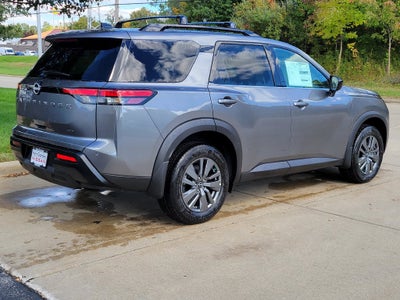2026 Nissan Pathfinder SV