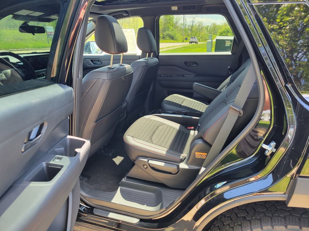 2026 Nissan Pathfinder Rock Creek®
