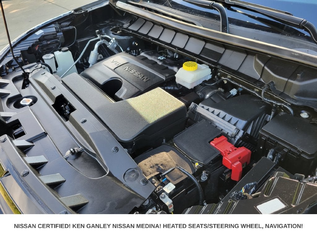 2024 Nissan Pathfinder SL
