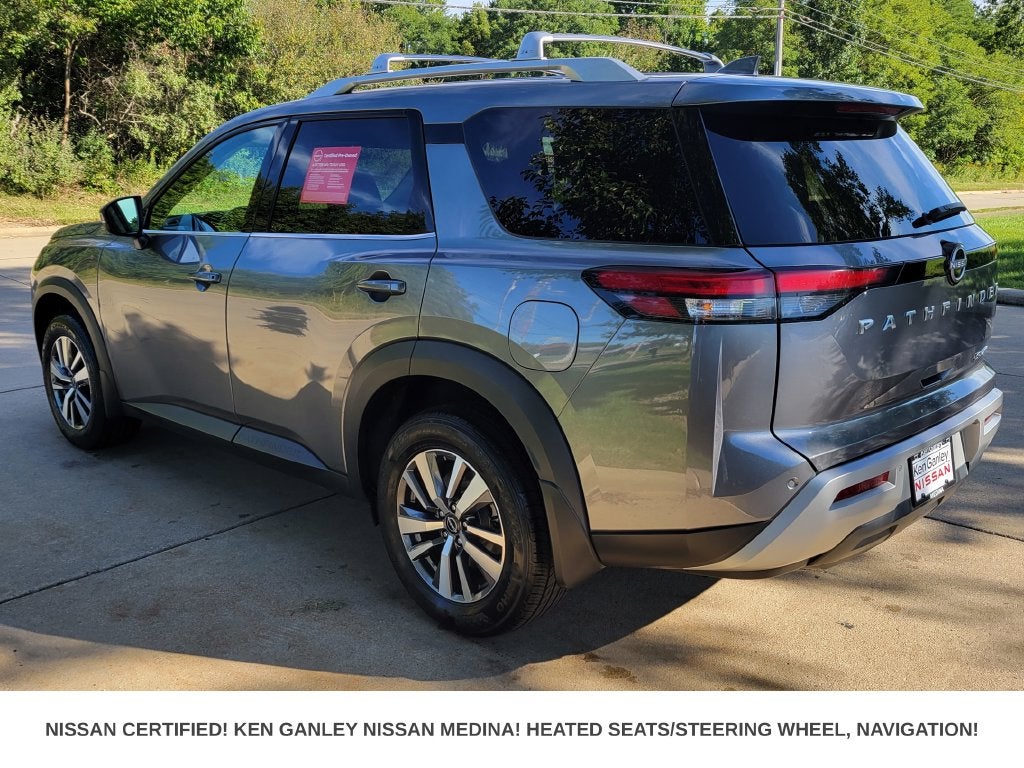 2024 Nissan Pathfinder SL