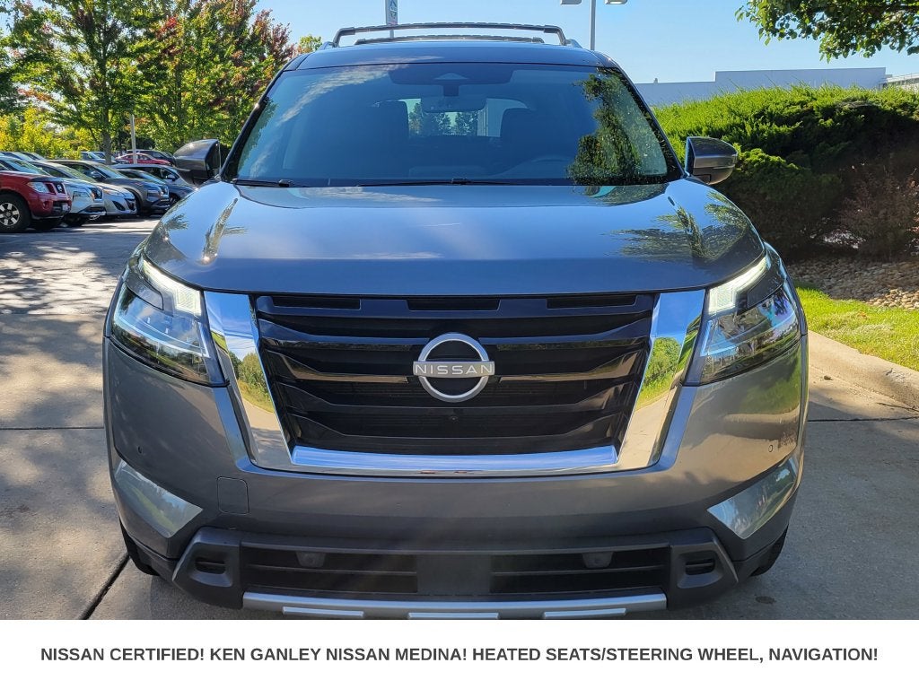 2024 Nissan Pathfinder SL
