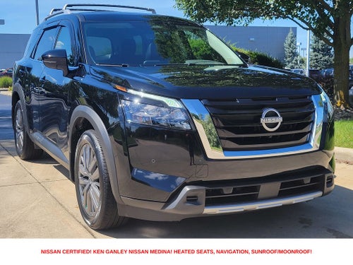 2025 Nissan Pathfinder SL