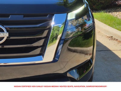 2025 Nissan Pathfinder SL