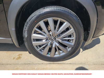 2025 Nissan Pathfinder SL