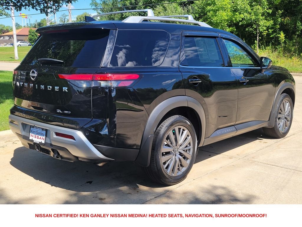 2025 Nissan Pathfinder SL