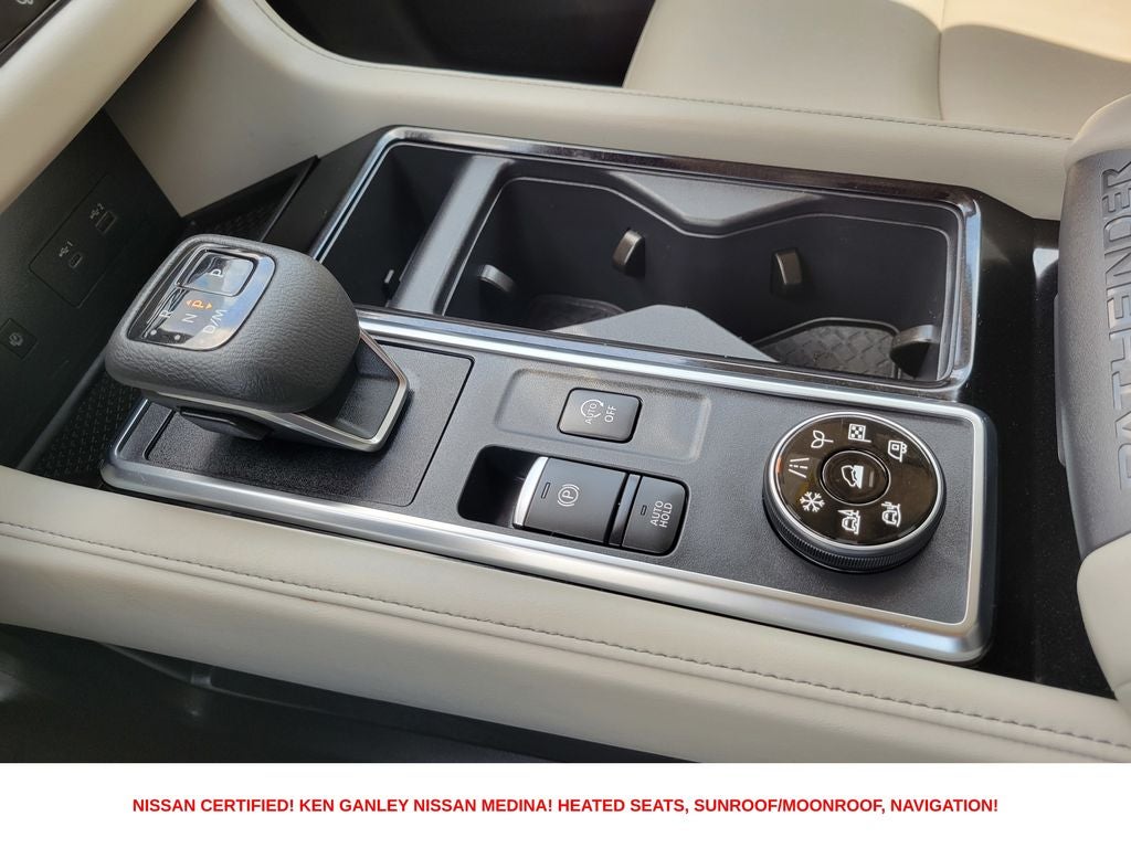 2023 Nissan Pathfinder SL