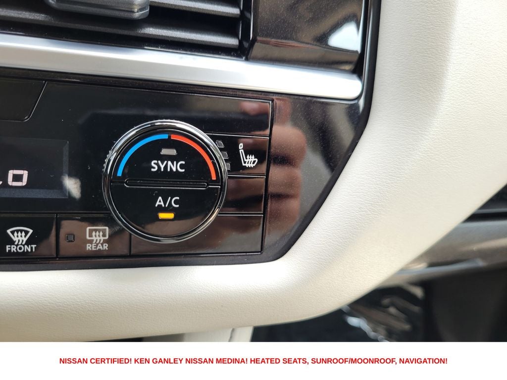 2023 Nissan Pathfinder SL