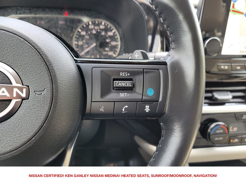 2023 Nissan Pathfinder SL