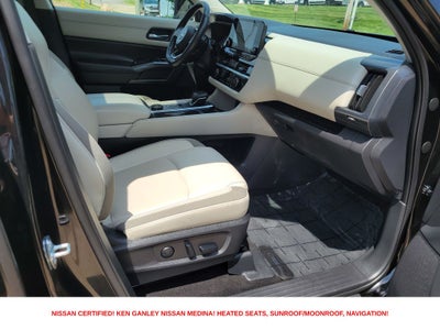 2023 Nissan Pathfinder SL