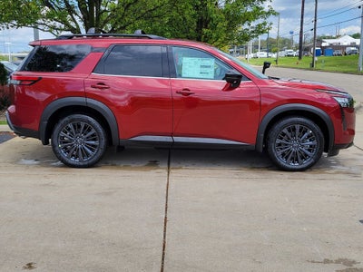 2026 Nissan Pathfinder SL