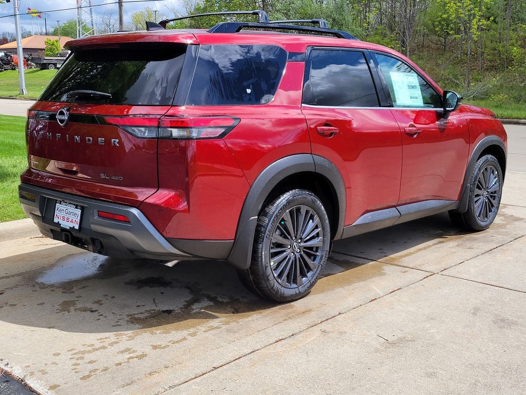 2026 Nissan Pathfinder SL