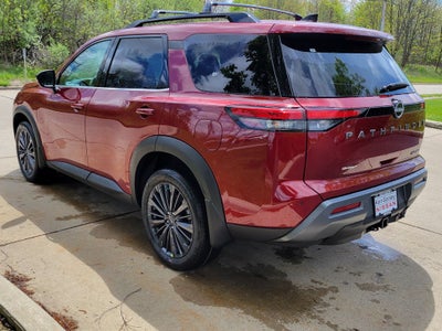 2026 Nissan Pathfinder SL