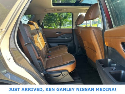 2024 Nissan Pathfinder Platinum