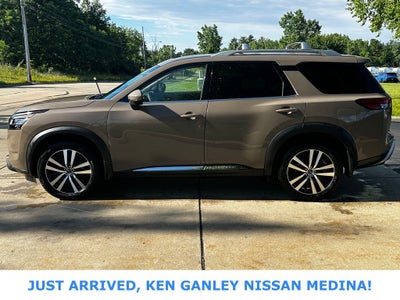 2024 Nissan Pathfinder Platinum