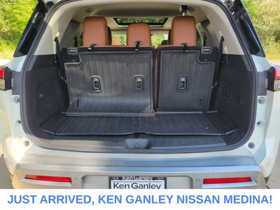 2024 Nissan Pathfinder Platinum