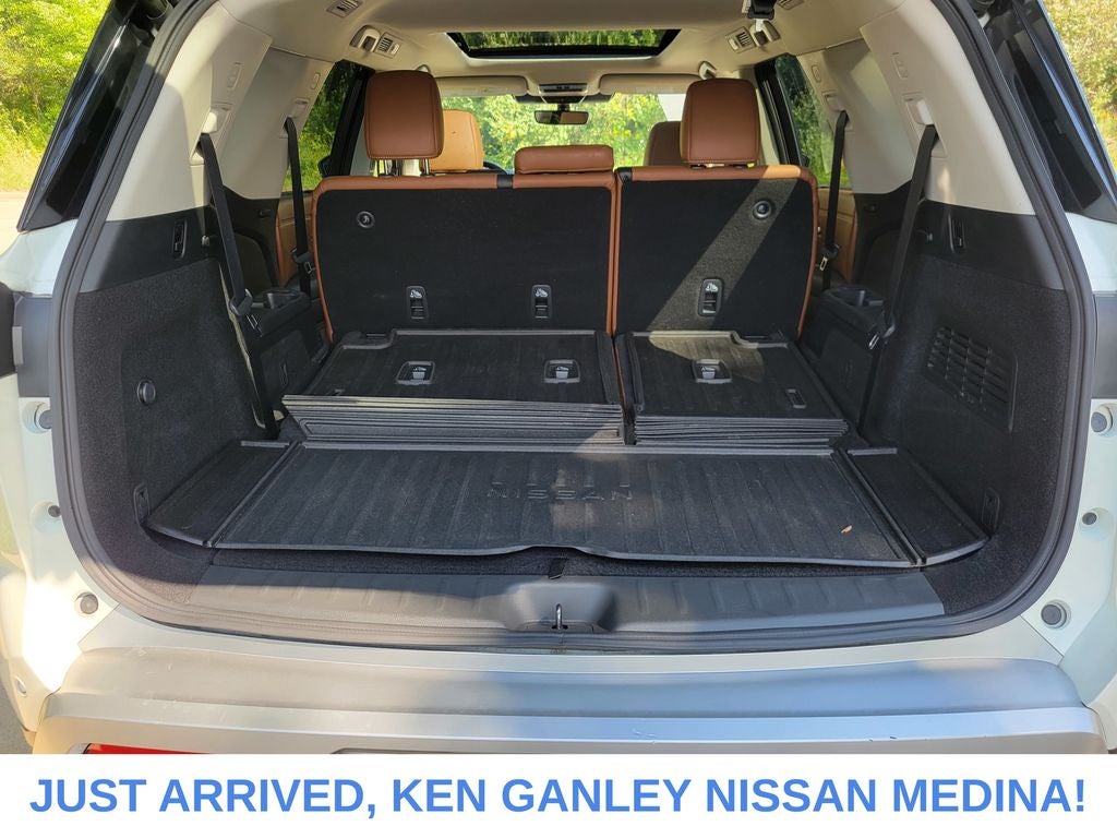 2024 Nissan Pathfinder Platinum