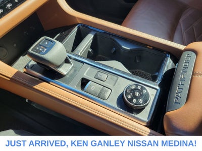 2023 Nissan Pathfinder Platinum